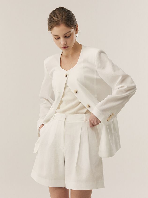 The Ultimate Guide to Styling Women's Dresses for Every Occasion